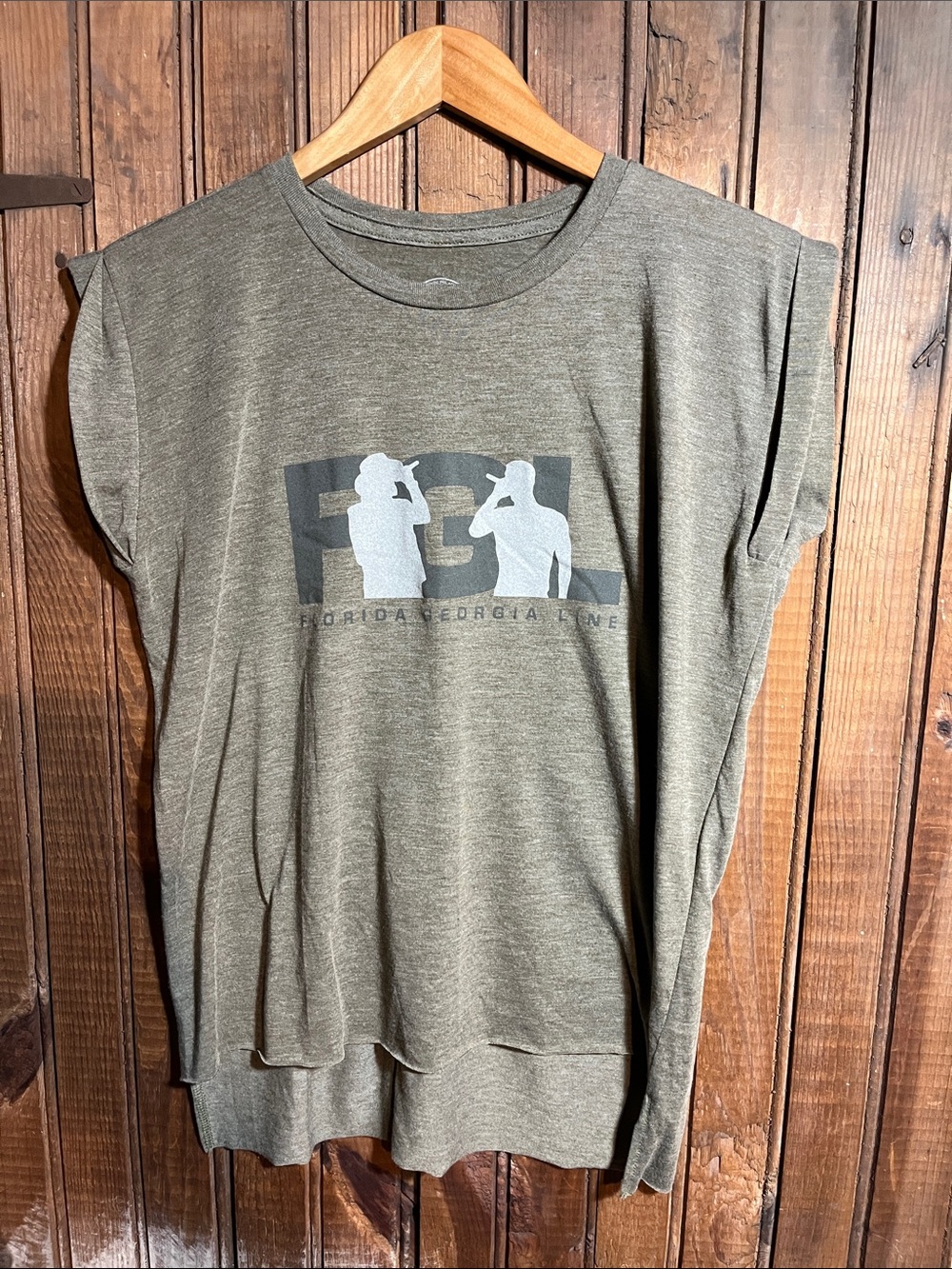 Florida Georgia Line cropped Tee with Silhouette Print - Olive Green
